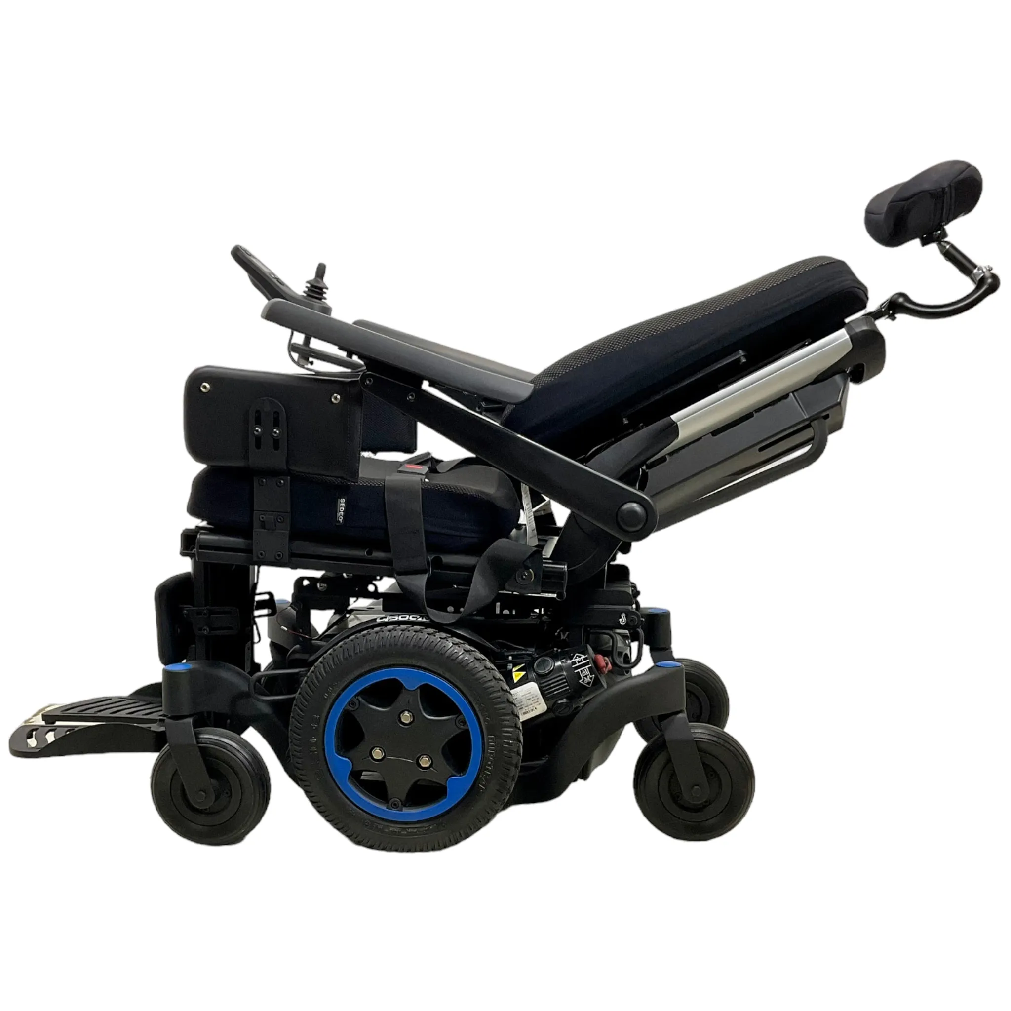 2020 Sunrise Medical Quickie Q500 M Power Chair | 17 x 18 inch Seat | Recline, Power Extending Legs