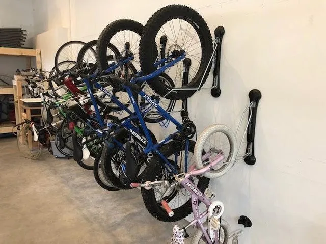 OUTLET | Fat Tire Swivel Bike Wall Rack